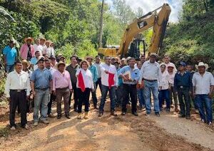 Inicia la obra carretera Ayutla-Pascala del Oro, entronque Tlapa-Marquelia