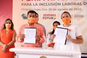 Organiza el Gobierno del Estado feria del empleo para jóvenes