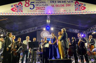 Con broche de oro, clausura la Filarmónica de Acapulco la 85 Feria Nacional de la Plata