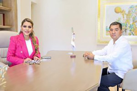 La Gobernadora Evelyn Salgado Pineda sostuvo una reunión de trabajo con el Secretario del Trabajo y Previsión Social, Luis Armando Baños