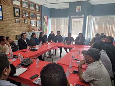 La titular de la SEMAI sostuvo una reunión con la federación de guerrerenses en Chicago, Illinois