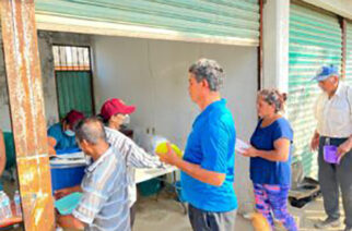 SEPLADER y SEDENA continúan entregando alimentos y agua gratuita