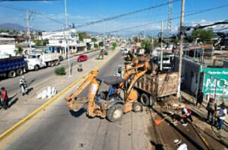 CAPASEG ha retirado 52 mil 735 toneladas de escombro y desechos en Acapulco