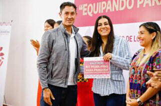 Equipamiento escolar llega a Escuelas Primarias de Guerrero de la mano del DIF estatal